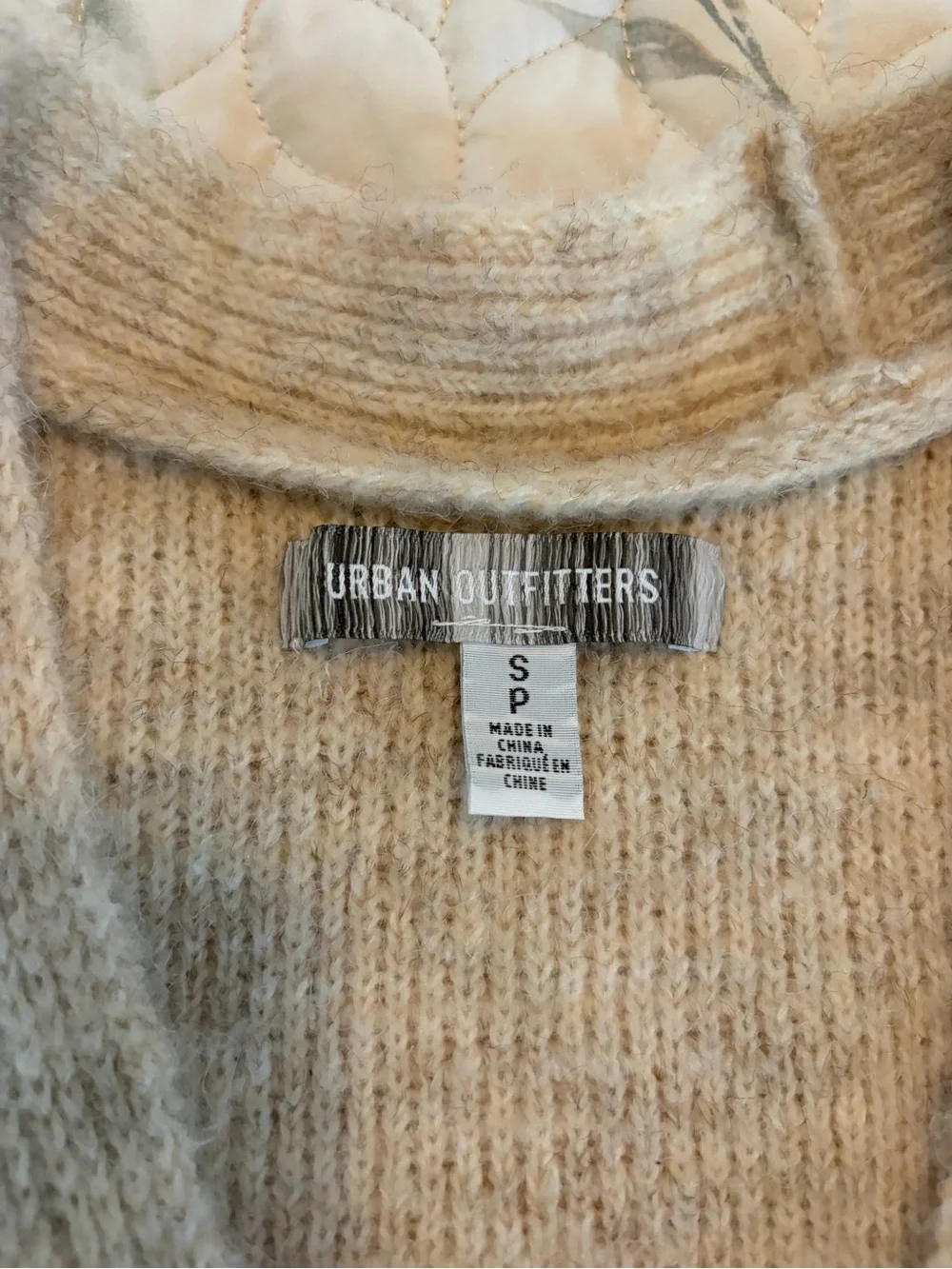 Urban Outfitters Beige Knit V-Neck Button Vest - Picture 3 of 3